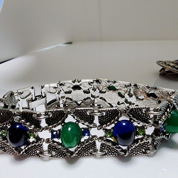 Vintage Sterling Silver Clip-On Earring and Bracelet Set with Lapis Lazuli - Picture 8 of 11